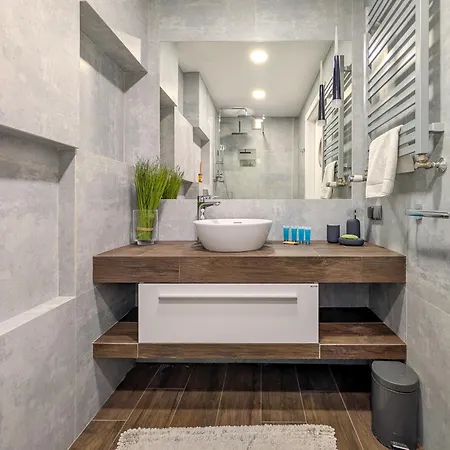 Stysia Superior By Bookinghost Apartman *