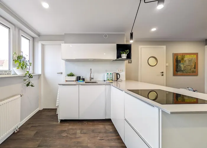 Stysia Superior By Bookinghost Apartment